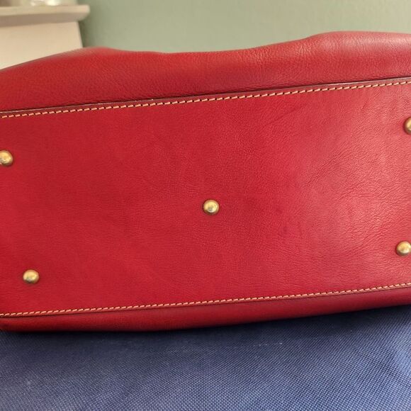 Dooney & Bourke Red Leather Florentine Large Zip Barlow Shoulder Bag NEW! - Picture 11 of 12